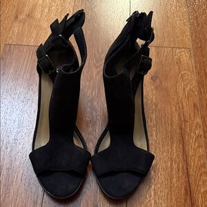 Brand New Elegant Black Women's Sandals
